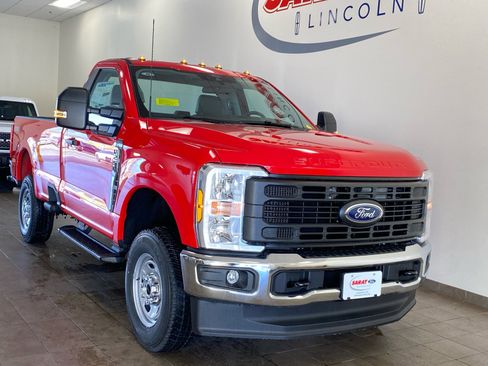 New 2026 Ford F250 XL w/ XL Chrome Package image 2