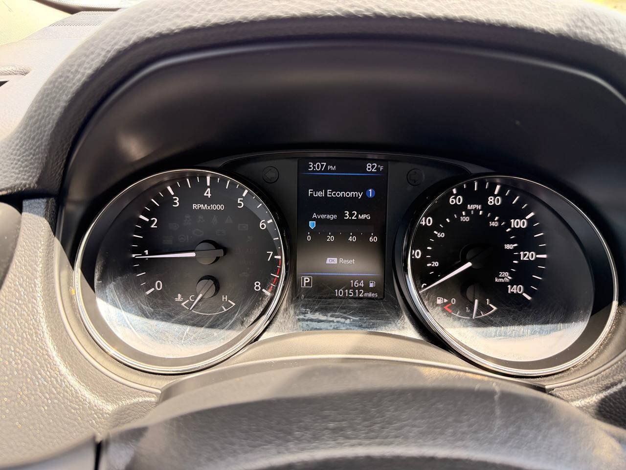 Used 2018 Nissan Rogue SV w/ Premium Package FWD image 19