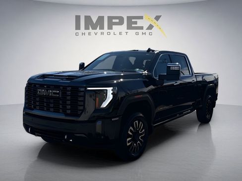 Used 2024 GMC Sierra 2500 Denali Ultimate AWD/4WD image 1