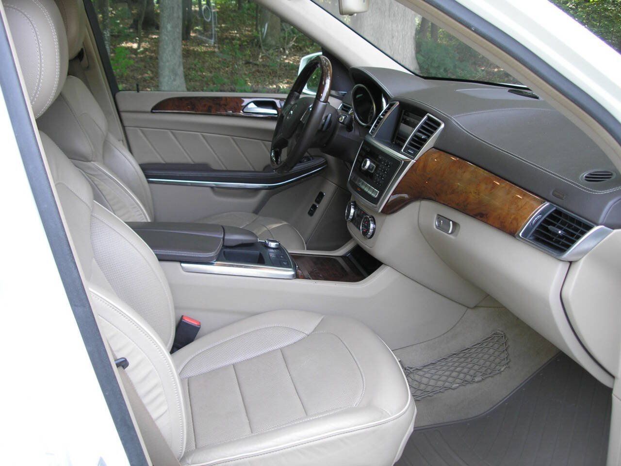 Used 2013 Mercedes-Benz GL 450 4MATIC image 8