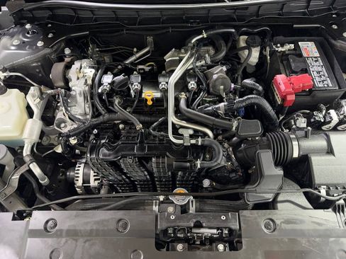 Used 2024 Nissan Altima 2.5 SV image 20