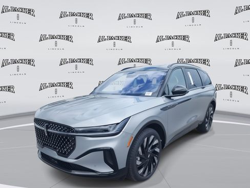 New 2025 Lincoln Nautilus Reserve image 1