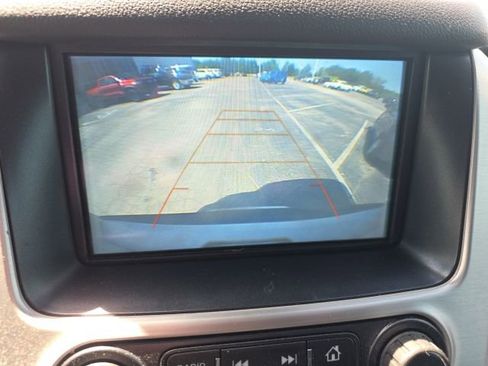 Used 2018 GMC Yukon SLT w/ Open Road Package image 7