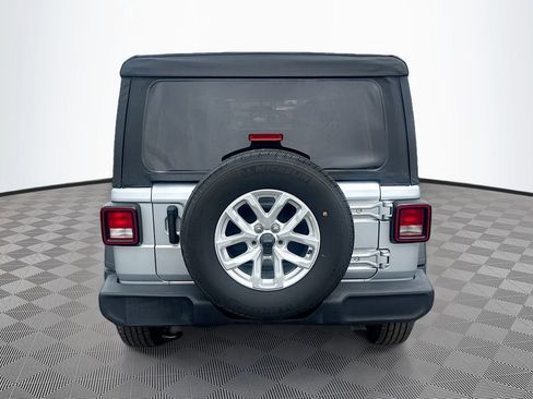 Used 2023 Jeep Wrangler Unlimited Sport AWD/4WD image 7