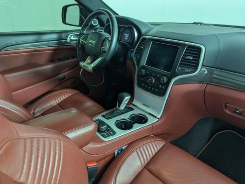 Used 2018 Jeep Grand Cherokee Trackhawk AWD/4WD image 32