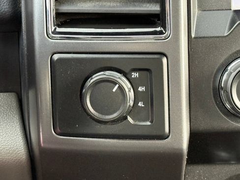 Used 2020 Ford F150 XLT AWD/4WD image 22