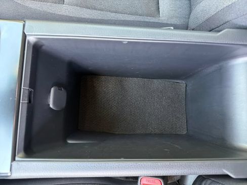 Used 2025 Toyota Camry LE FWD image 25