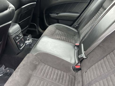 Used 2019 Dodge Charger Scat Pack w/ Daytona Edition Group image 12