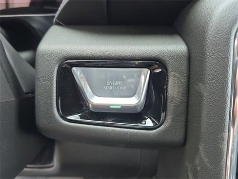 New 2026 GMC Yukon Denali w/ Sun & Power Step Package image 29