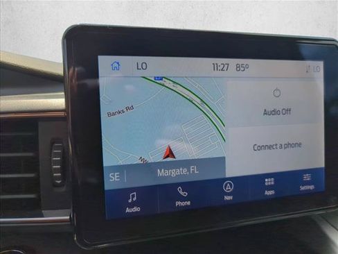 Used 2022 Ford Explorer XLT w/ Equipment Group 202A AWD/4WD image 5