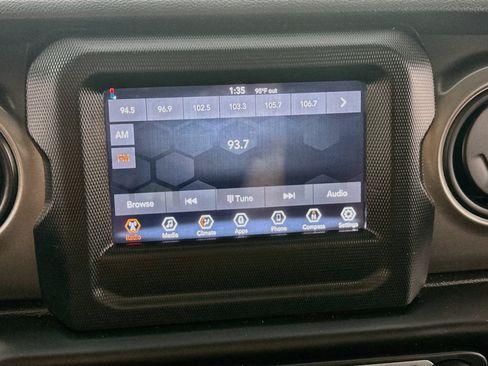 Used 2022 Jeep Wrangler Unlimited Sport AWD/4WD image 15