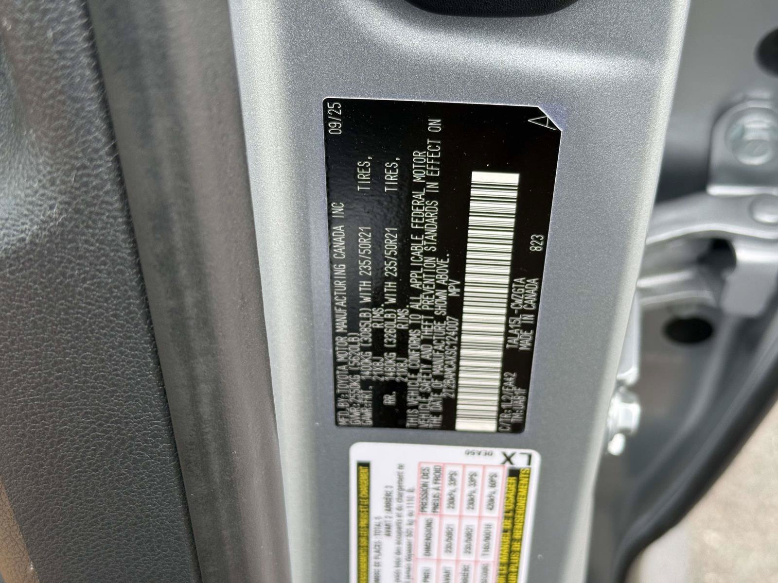 Used 2025 Lexus RX 350 Premium w/ Convenience Package AWD/4WD image 32