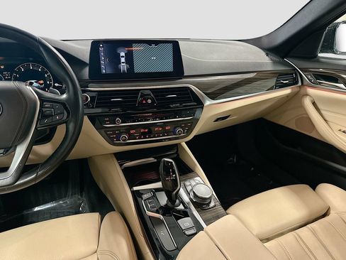 Used 2018 BMW 530i xDrive w/ Premium Package AWD/4WD image 25