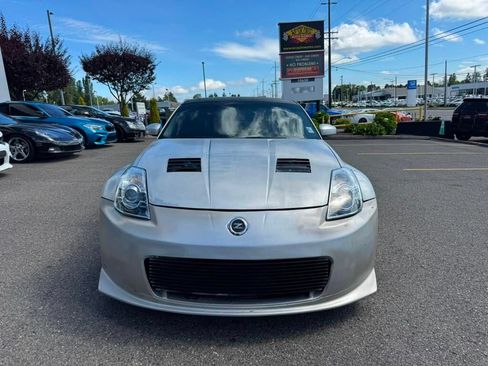 Used 2006 Nissan 350Z Coupe w/ (N93) Cargo Convenience Pkg RWD image 19