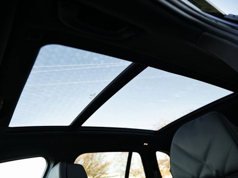 New 2026 BMW X5 M60i w/ Climate Comfort Package image 14