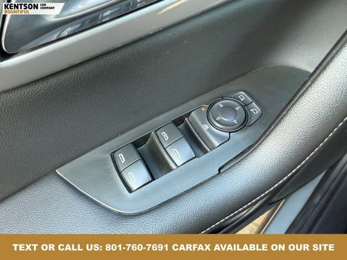 Used 2025 Chevrolet Blazer LT image 22