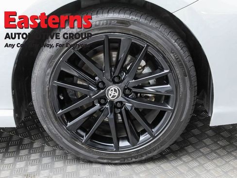 Used 2024 Toyota Camry SE image 32