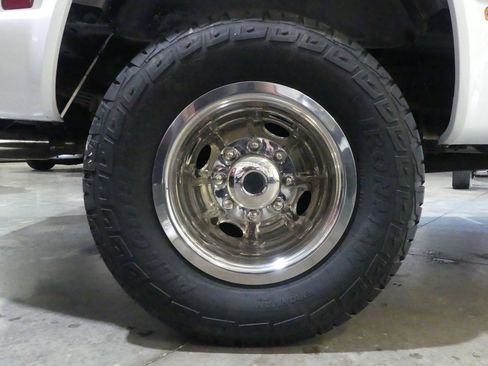 Used 2000 Chevrolet Silverado 3500 2WD Crew Cab image 97