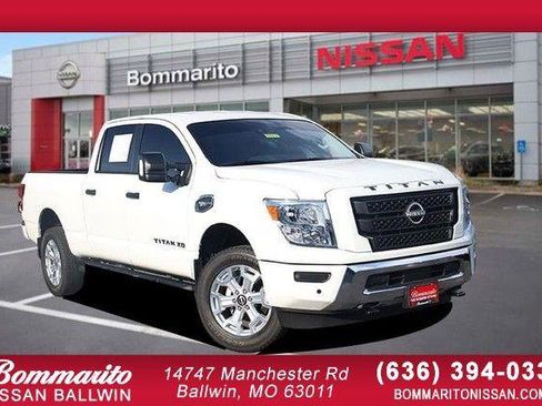Used 2024 Nissan Titan SV w/ SV Convenience Package AWD/4WD image 1