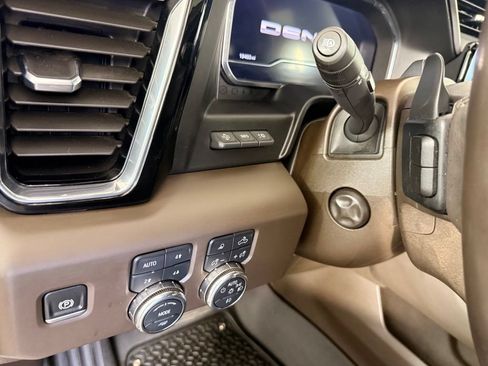 Used 2025 GMC Sierra 1500 Denali AWD/4WD image 30