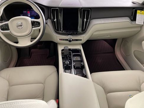 Certified 2024 Volvo XC60 T8 Plus w/ Protection Package Premier image 37