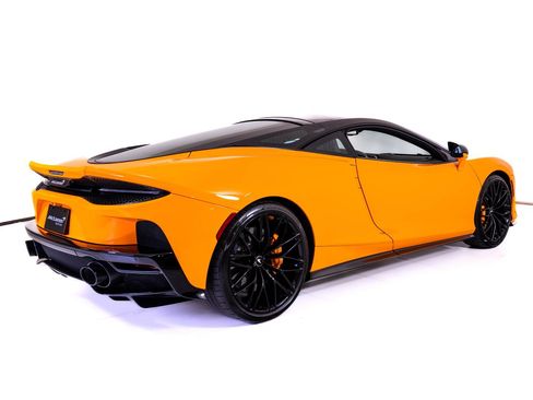 Used 2023 McLaren GT RWD image 5