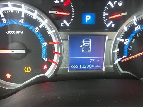 Used 2016 Toyota 4Runner SR5 AWD/4WD image 27
