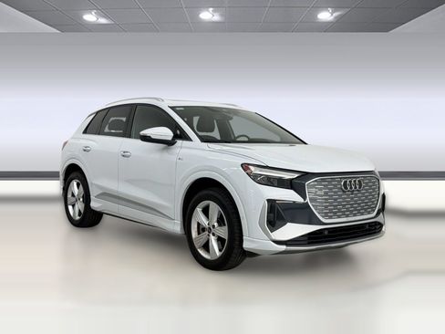 Used 2023 Audi Q4 e-tron Premium Plus w/ Premium Plus AWD/4WD image 7