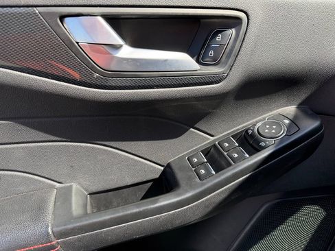 Used 2025 Ford Escape ST-Line FWD image 11