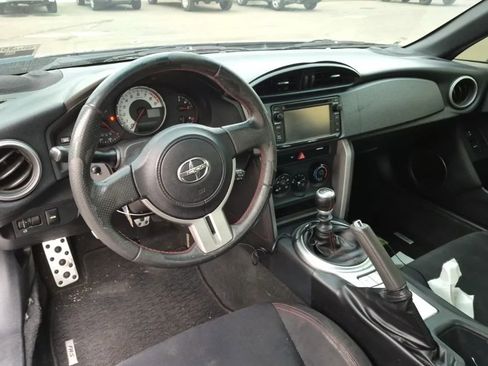 Used 2015 Scion FR-S image 6