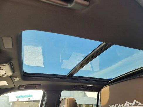 New 2026 Chevrolet Tahoe High Country image 13