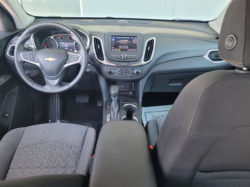 Used 2023 Chevrolet Equinox LT w/ Driver Convenience Package AWD/4WD image 16