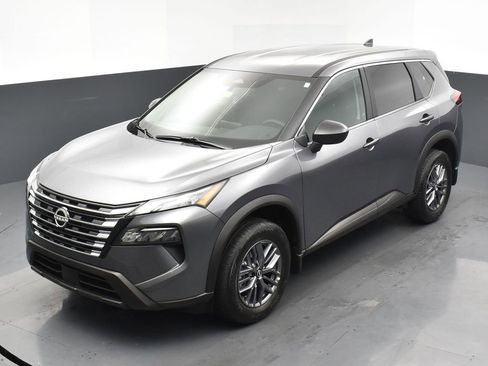 New 2026 Nissan Rogue S image 24