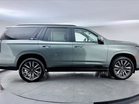 Used 2023 Cadillac Escalade Sport Platinum AWD/4WD image 11