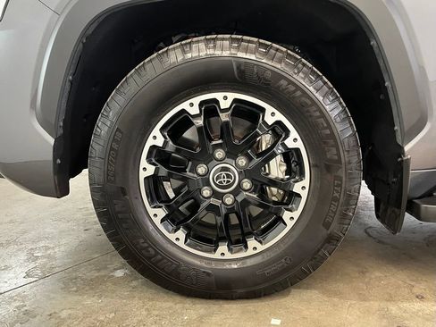 Used 2024 Toyota Sequoia SR5 w/ SR5 Premium Package AWD/4WD image 17
