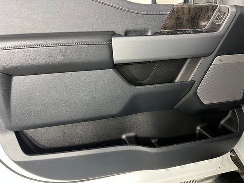 Used 2024 Ford F250 Lariat w/ Sport Appearance Package image 26