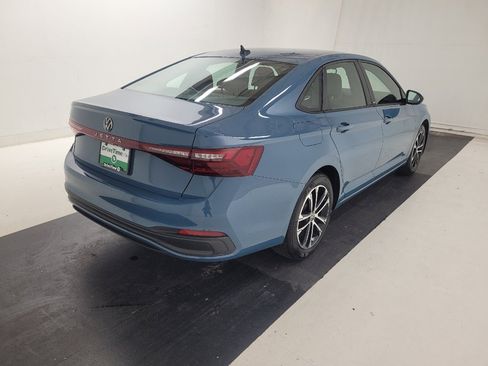 Used 2025 Volkswagen Jetta Sport FWD image 9