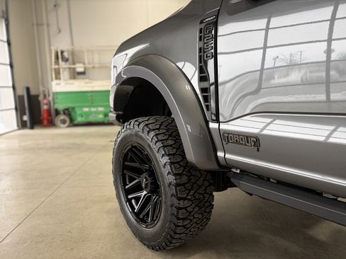 New 2026 Ford F250 Lariat w/ Black Appearance Package AWD/4WD image 15