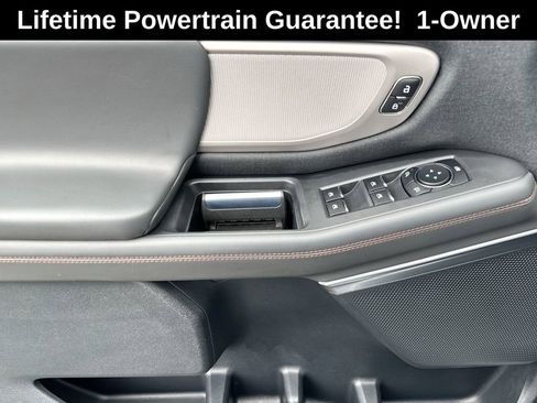 Used 2025 Ford Expedition Active AWD/4WD image 21