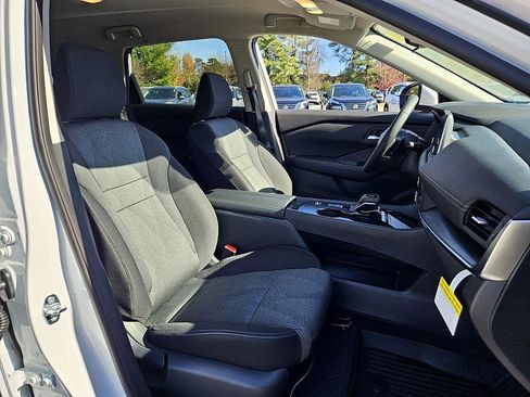 New 2026 Nissan Rogue SV image 15