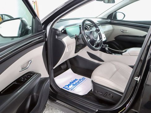 Used 2022 Hyundai Tucson SEL w/ Convenience + Premium Package FWD image 3