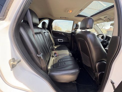 Used 2014 Chevrolet Captiva Sport LTZ FWD image 23