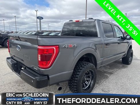 Used 2022 Ford F150 XLT image 3