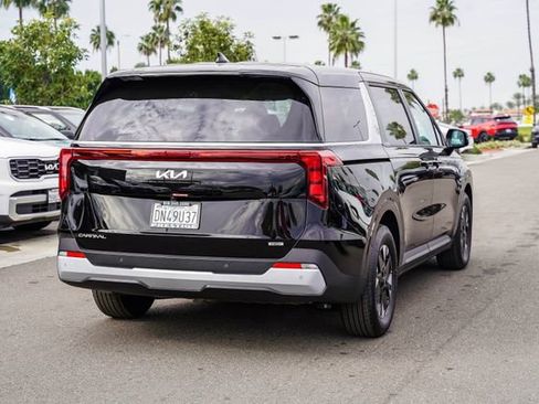 New 2026 Kia Carnival LXS image 15