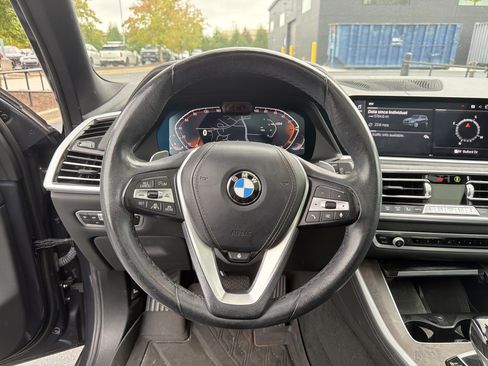 Used 2021 BMW X5 sDrive40i w/ Premium Package RWD image 18
