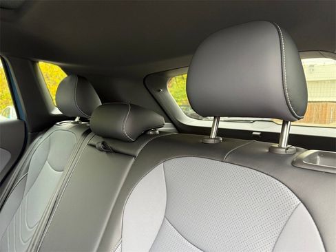 New 2026 Volkswagen Tiguan SE R-Line image 28