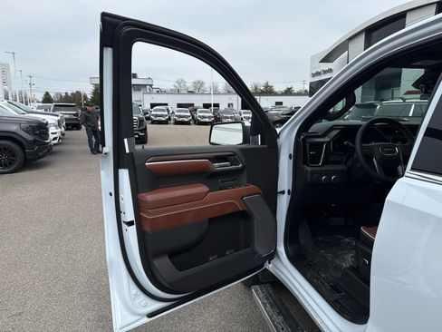 New 2026 GMC Sierra 1500 Denali Ultimate AWD/4WD image 12