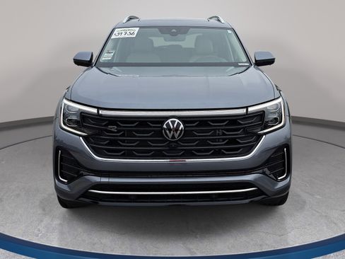 Used 2024 Volkswagen Atlas SEL Premium R-Line AWD/4WD image 2