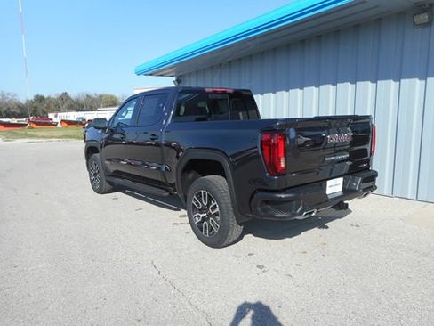 New 2026 GMC Sierra 1500 AT4 w/ AT4 Premium Package image 3