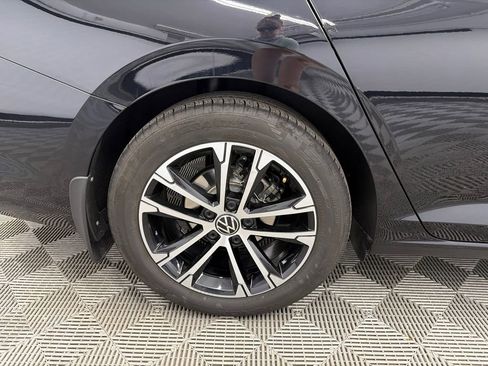 Used 2024 Volkswagen Jetta Sport FWD image 17